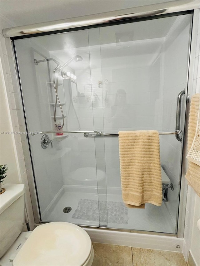 940 Hillcrest Ct Unit 112, Hollywood, FL 33021 - bathroom featuring toilet and a shower stall
