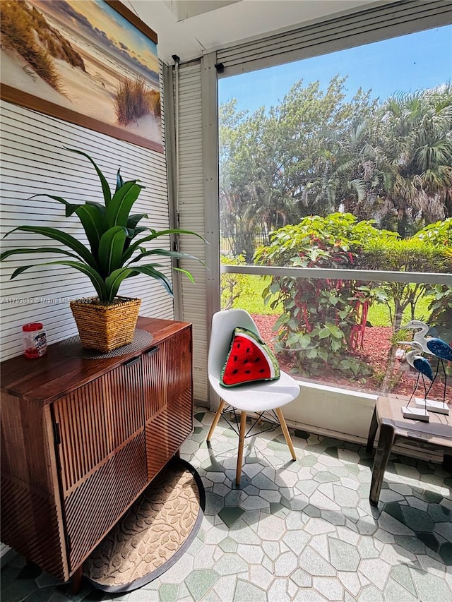 940 Hillcrest Ct Unit 112, Hollywood, FL 33021 - view of sunroom