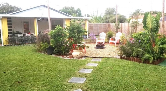 1291 NE 146th St, Miami, FL 33161 - view of yard