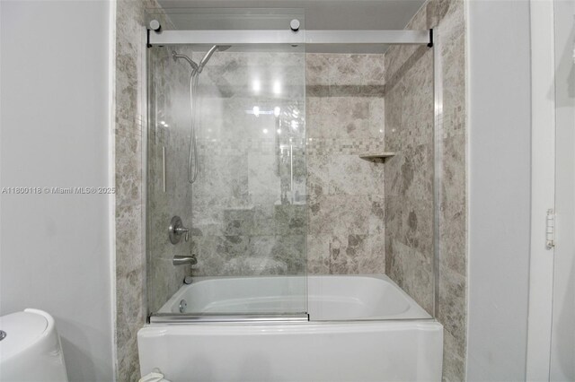 6770 Indian Creek Dr Unit 6O, Miami Beach, FL 33141 - full bath with bath / shower combo with glass door and toilet