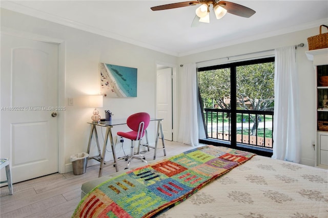 825 Center St Unit 24A, Jupiter, FL 33458 - bedroom featuring ornamental molding, wood finished floors, and ceiling fan