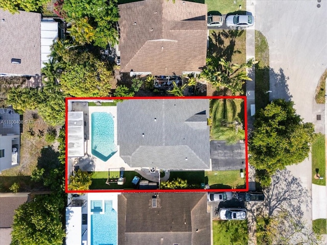 9831 SW 58th Ct, Cooper City, FL 33328 - aerial overview of property's location featuring a pool area and property boundaries highlighted