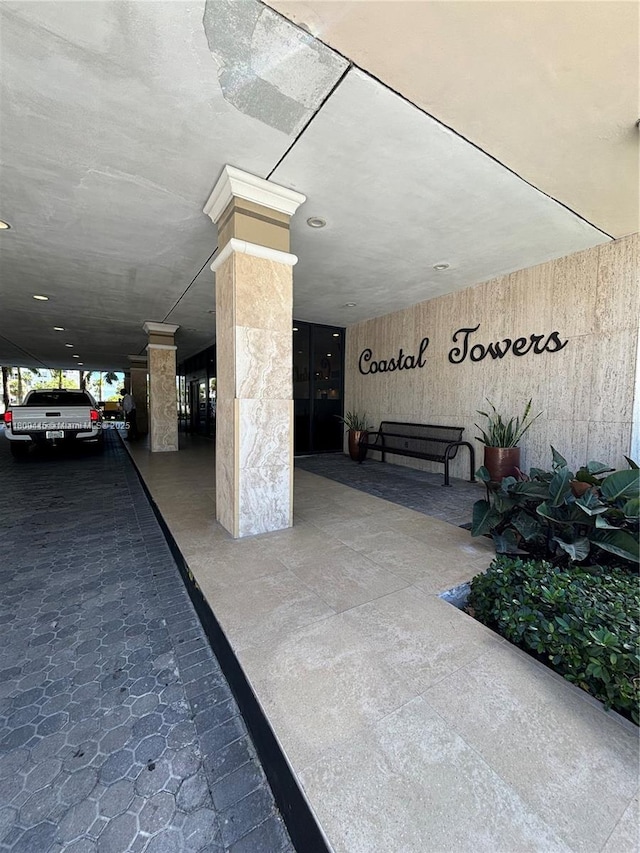 400 Kings Point Dr Unit 309, Sunny Isles Beach, FL 33160 - view of lobby