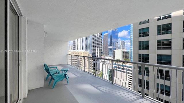 1200 Brickell Bay Dr Unit 2814, Miami, FL 33131 - balcony featuring a city view