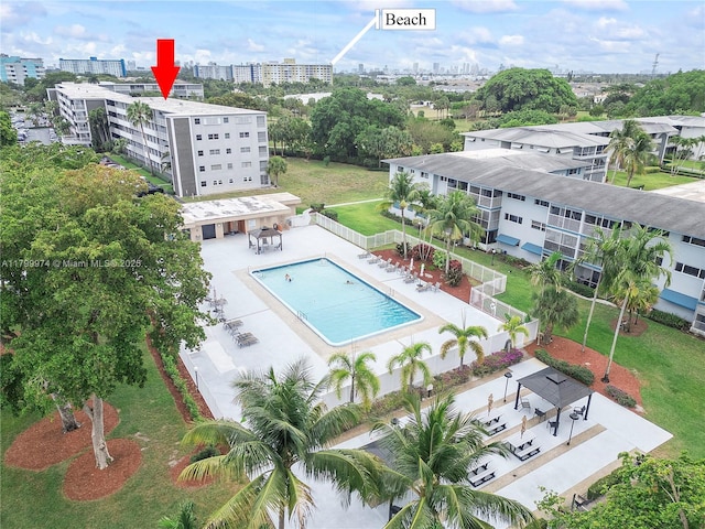4800 Hillcrest Ln Unit 503, Hollywood, FL 33021 - view of urban area with a pool area