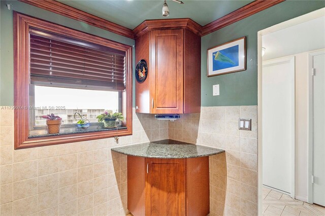 4800 Hillcrest Ln Unit 503, Hollywood, FL 33021 - bathroom featuring tile walls and tile patterned flooring