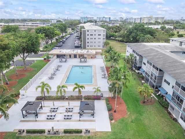 4800 Hillcrest Ln Unit 503, Hollywood, FL 33021 - view of urban area with a pool