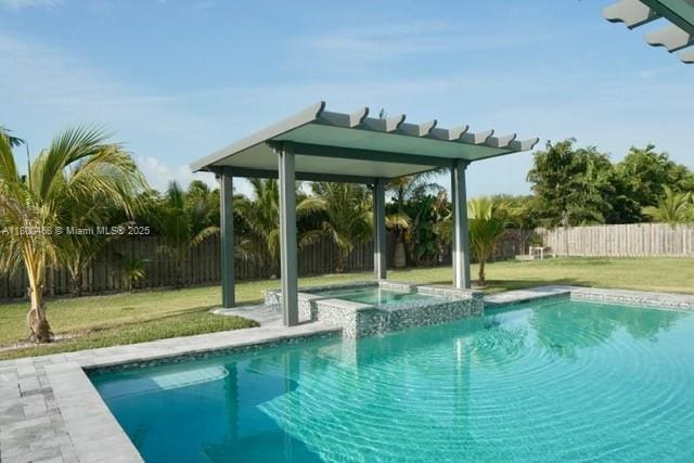 20600 SW 316th St, Homestead, FL 33030 - view of pool featuring a pool with connected hot tub