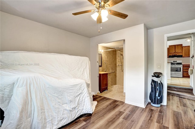 326 S 14th, Hollywood, FL 33020 - bedroom with wood finished floors and ceiling fan