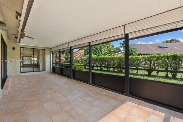 8400 NW 52nd St, Lauderhill, FL 33351 - unfurnished sunroom featuring a ceiling fan