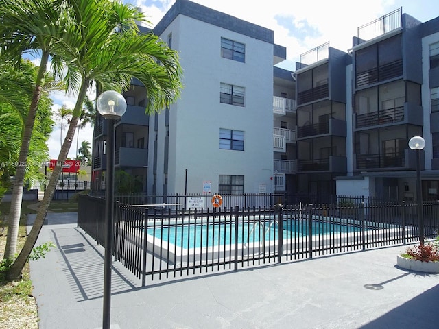 13500 NE 3rd Ct Unit 217, North Miami, FL 33161 - view of community pool