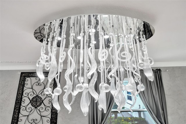 detailed view of crown molding