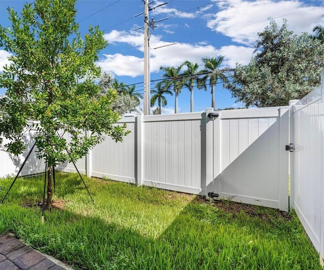 17033 SW 1st St, Pembroke Pines, FL 33027 - photo 11