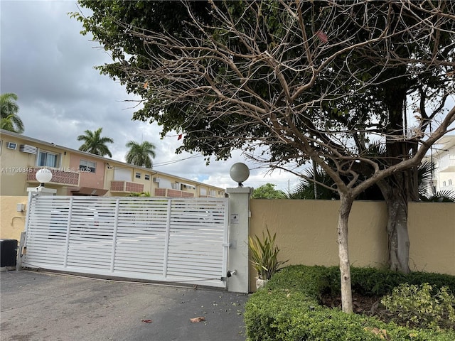 1860 Venice Park Dr Unit 101, North Miami, FL 33181 - photo 17