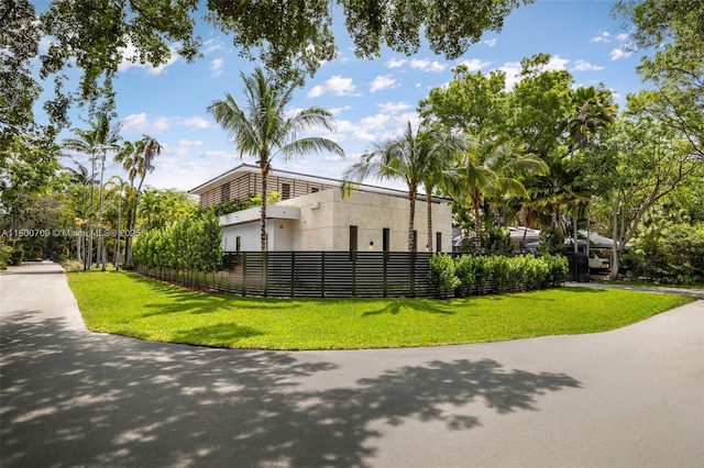 2905 Washington St, Miami, FL 33133 - view of property's community