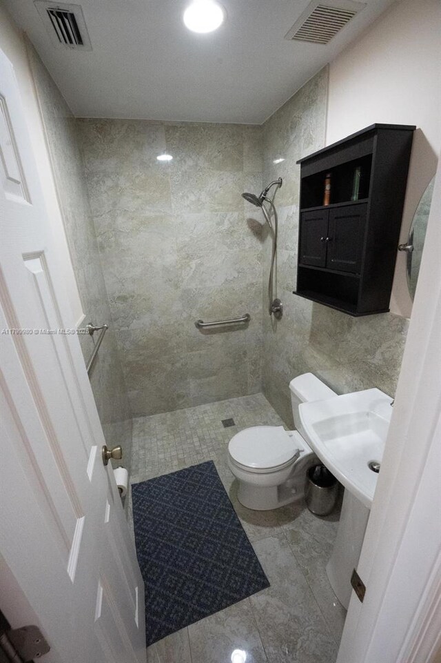 12840 SW 146th Ln, Miami, FL 33186 - full bathroom featuring toilet and tiled shower