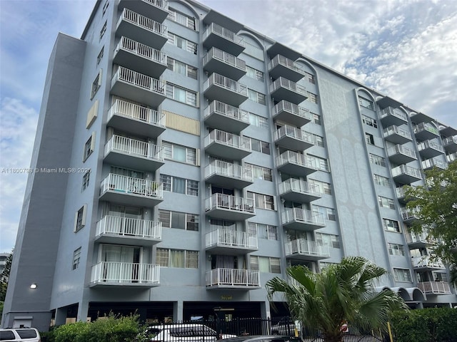 1470 NE 125th Ter Unit 810, North Miami, FL 33161 - view of apartment building / complex