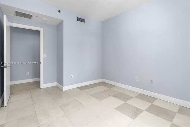 1060 Brickell Ave Unit 1811, Miami, FL 33131 - empty room featuring baseboards
