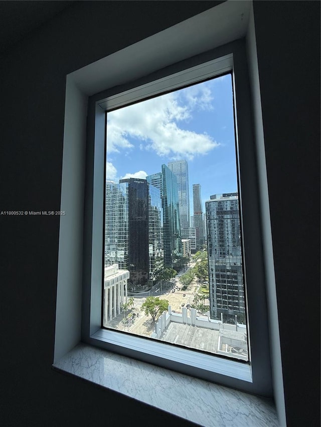 1060 Brickell Ave Unit 1811, Miami, FL 33131 - detailed view of a skyline view