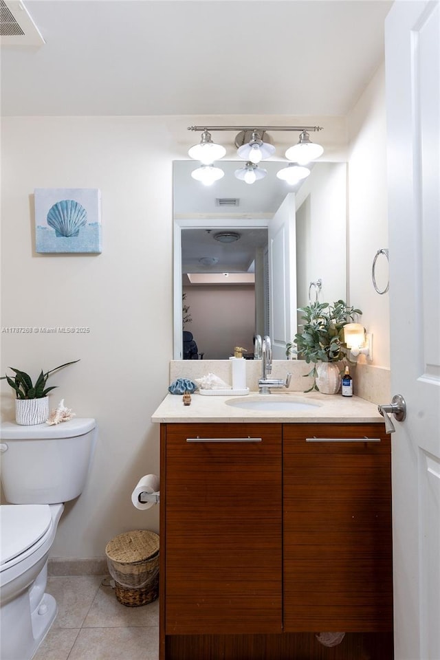 2681 N Flamingo Rd Unit Th4S, Sunrise, FL 33323 - half bath featuring tile patterned floors, toilet, vanity, and baseboards