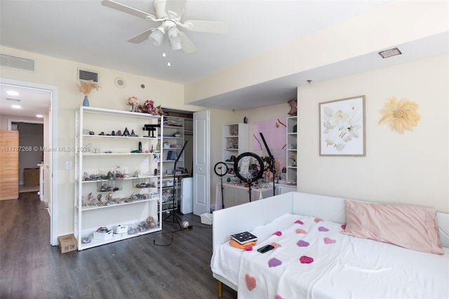 2681 N Flamingo Rd Unit Th4S, Sunrise, FL 33323 - bedroom featuring wood finished floors and a ceiling fan