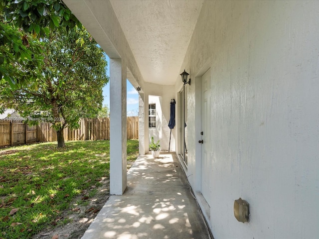 17616 SW 135th Ave, Miami, FL 33177 - view of patio