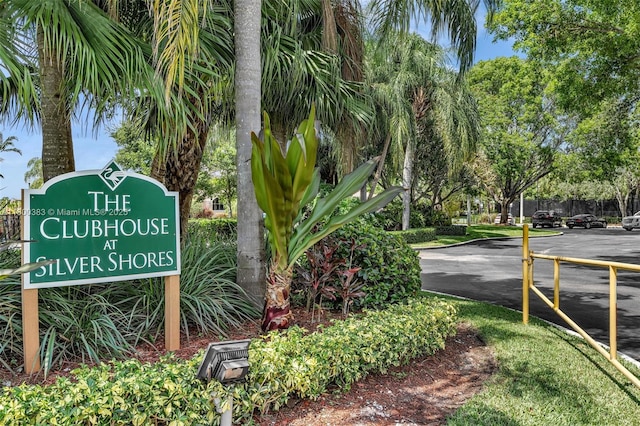 1811 SW 162nd Ave, Miramar, FL 33027 - view of community sign