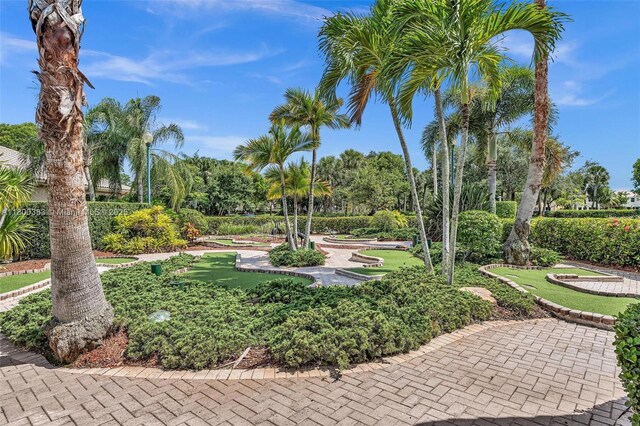 1811 SW 162nd Ave, Miramar, FL 33027 - view of home's community featuring a putting area