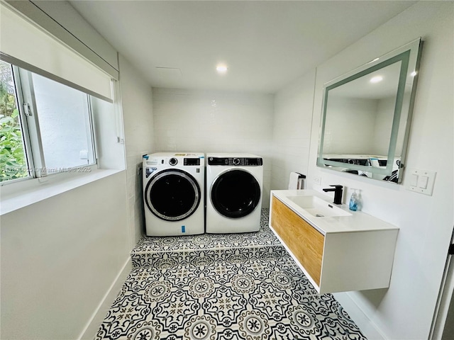 10361 NE 4th Ave, Miami Shores, FL 33138 - laundry room featuring washer and dryer, recessed lighting, and baseboards