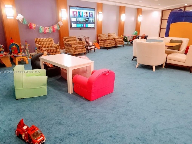 game room with carpet