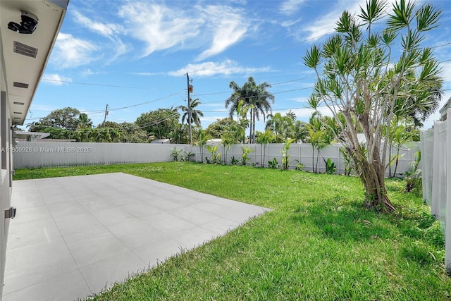 129 NE 2nd Ave, Dania Beach, FL 33004 - view of yard with a patio