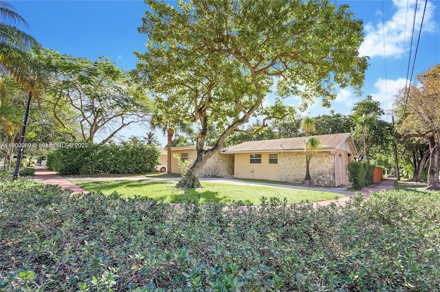 920 W 47th St, Miami Beach, FL 33140 - photo 1