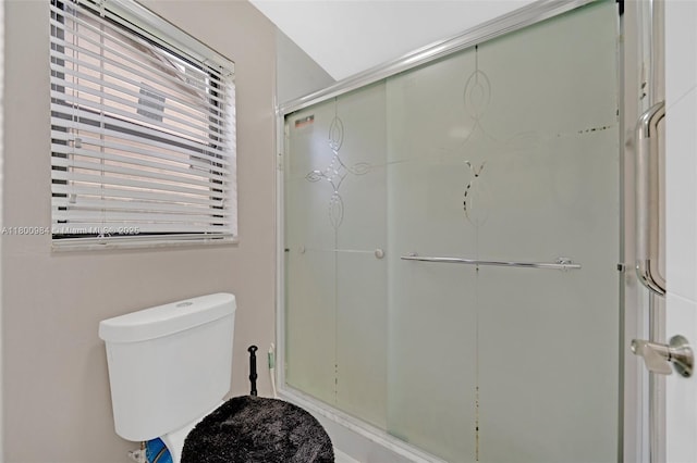5260 NW 74th Ter, Lauderhill, FL 33319 - bathroom featuring a shower stall and toilet