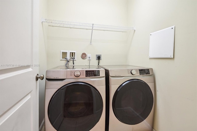 4346 Cascada Cir, Cooper City, FL 33024 - clothes washing area with washer and dryer