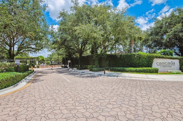 4346 Cascada Cir, Cooper City, FL 33024 - view of street with curbs and a gated entry
