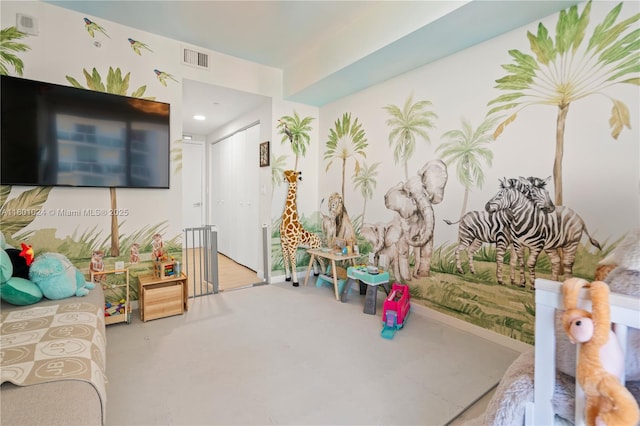 488 NE 18th St Unit 715, Miami, FL 33132 - living area with recessed lighting