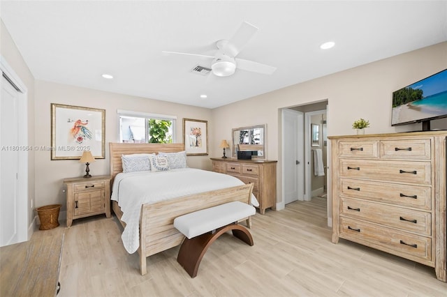 5318 Garfield St, Hollywood, FL 33021 - bedroom featuring light wood-style flooring, ceiling fan, recessed lighting, and baseboards