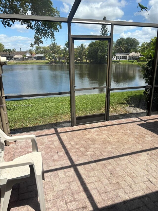 11001 N Lakeview Dr Unit 11001, Pembroke Pines, FL 33026