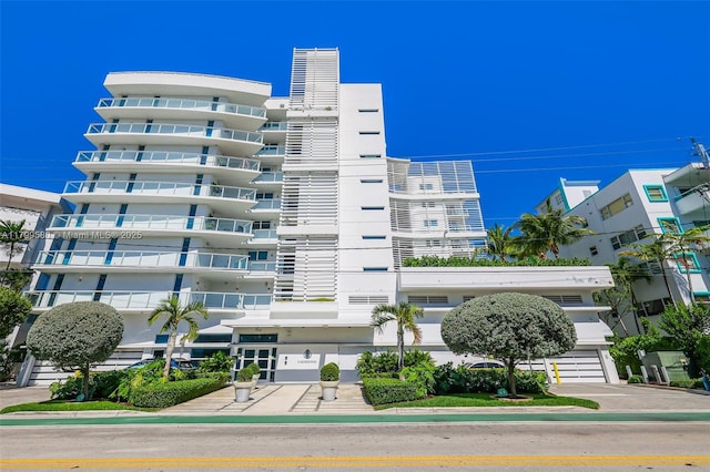 9821 E Bay Harbor Dr Unit 402, Bay Harbor Islands, FL 33154 - photo 1