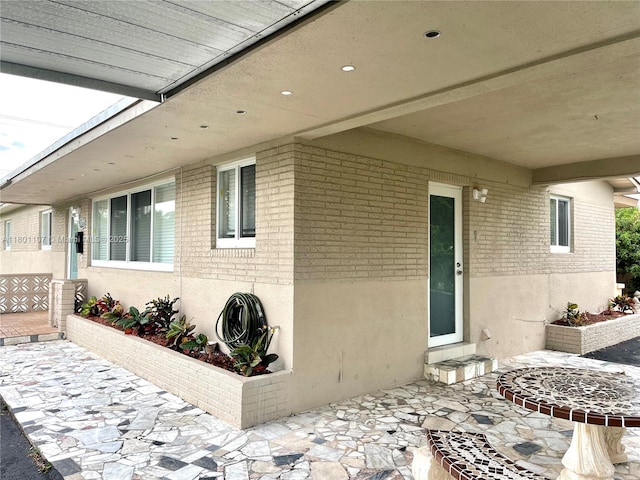 1900 NE 180th St, North Miami Beach, FL 33162 - view of patio / terrace