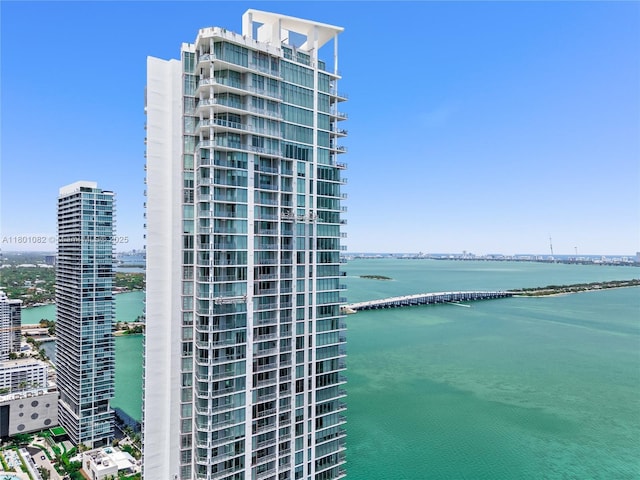 2900 NE 7th Ave Unit 1409, Miami, FL 33137 - view of property featuring a water view and a view of city