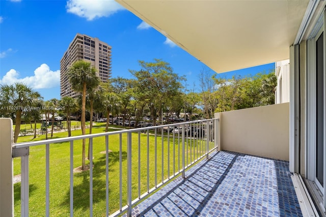 11111 Biscayne Blvd Unit 227, Miami, FL 33181 - view of balcony