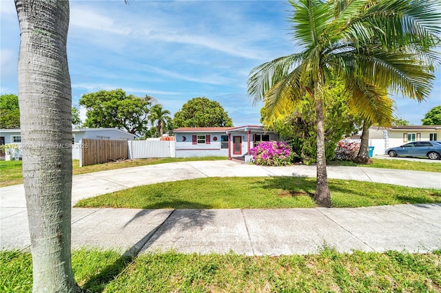 18000 NW 6th Pl, Miami Gardens, FL 33169 - view of front of home with curved driveway