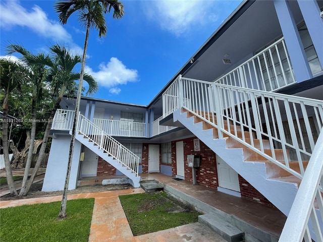 7841 Dunham Blvd Unit 6, Miami, FL 33138 - view of building exterior with stairway