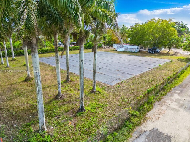 15555 SW 212, Miami, FL 33187