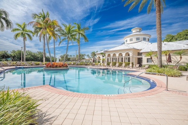 1576 Breakwater Ter, Hollywood, FL 33019 - community pool featuring a patio area