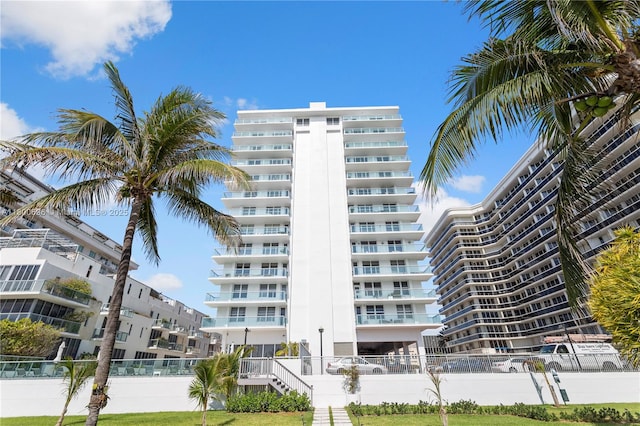 9511 Collins Ave Unit 806, Surfside, FL 33154 - view of apartment building / complex