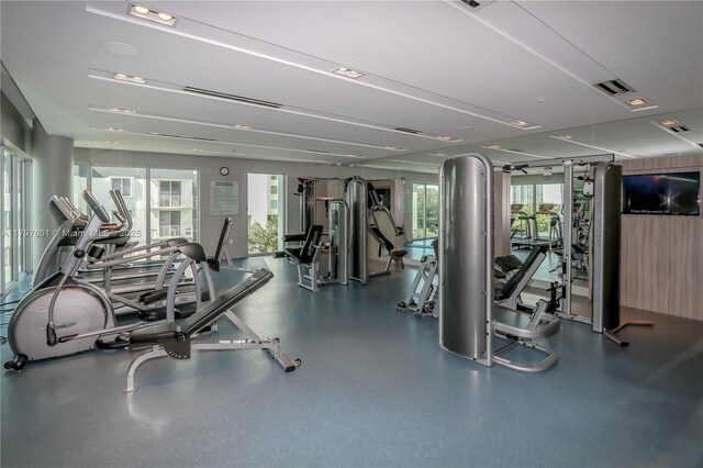 1600 SW 1st Ave Unit Th-07, Miami, FL 33129 - view of patio with a skyline view