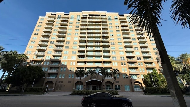 2665 SW 37th Ave Unit 1112, Miami, FL 33133 - view of apartment building / complex