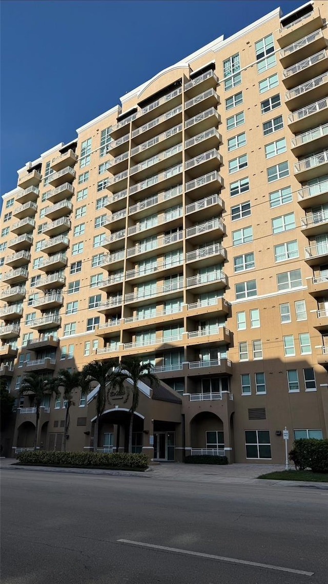 2665 SW 37th Ave Unit 1112, Miami, FL 33133 - view of building exterior